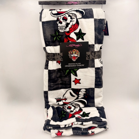 Ed Hardy Other - Ed Hardy Printed Oversized Throw Blanket Skulls Cowboy Hat Checkered Red Stars